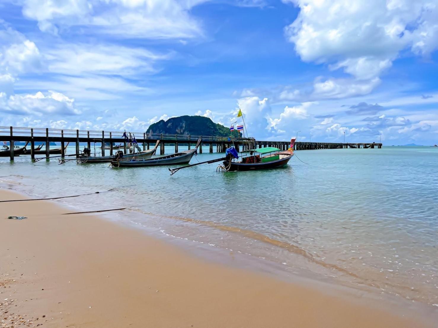 บ้าน ธรัญญา รีสอร์ท  เกาะยาวใหญ่ ภายนอก รูปภาพ