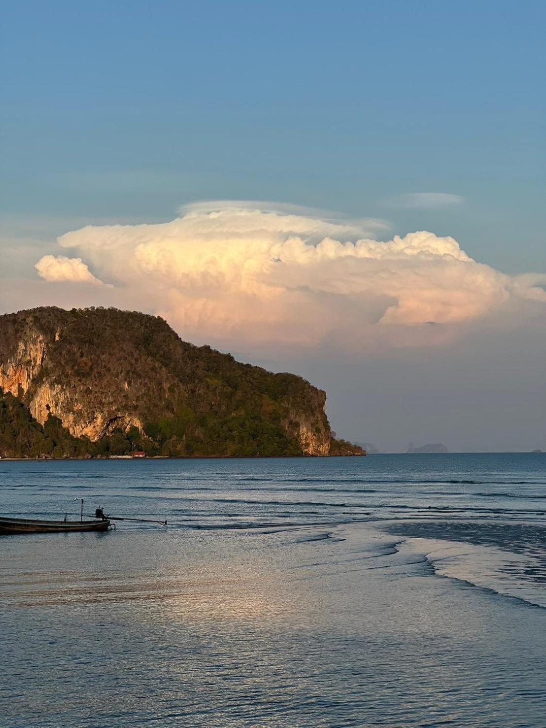 บ้าน ธรัญญา รีสอร์ท  เกาะยาวใหญ่ ภายนอก รูปภาพ