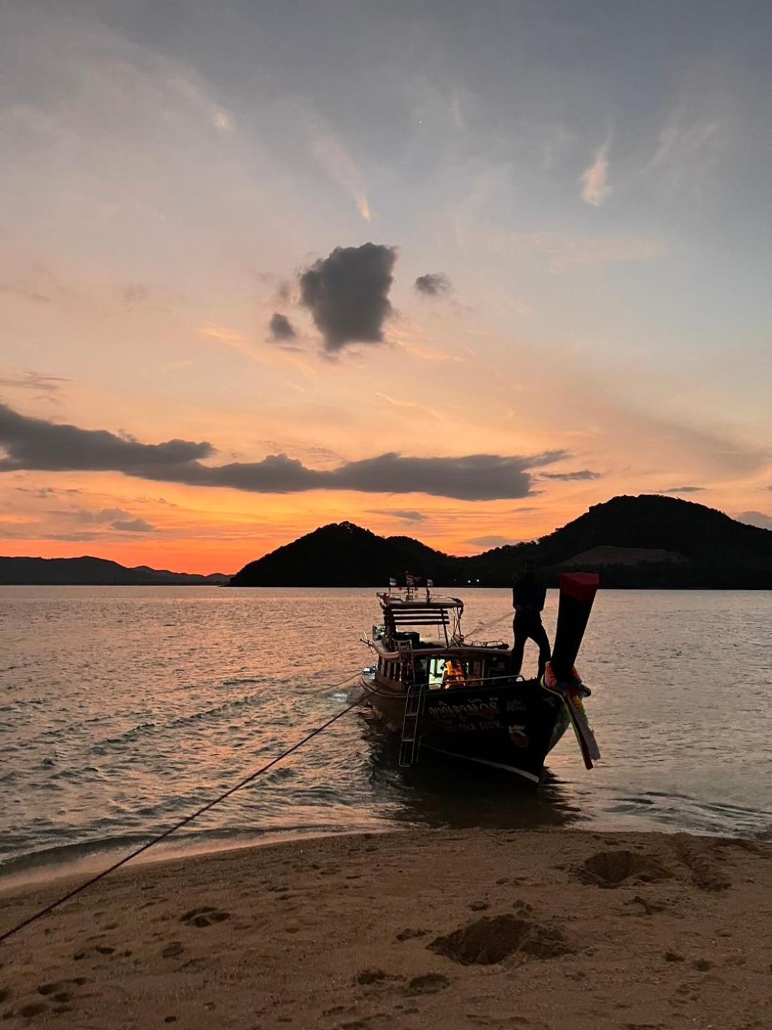 บ้าน ธรัญญา รีสอร์ท  เกาะยาวใหญ่ ภายนอก รูปภาพ